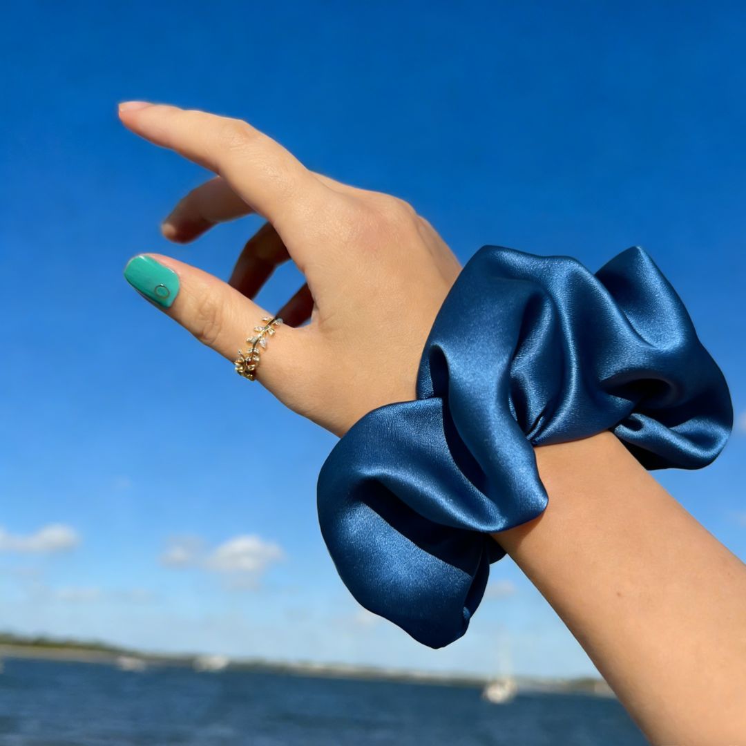 18CM BLUE OVERSIZE LARGE SCRUNCHIES SILK SATIN ELASTIC HAIR ROPE PONYTAIL TIE