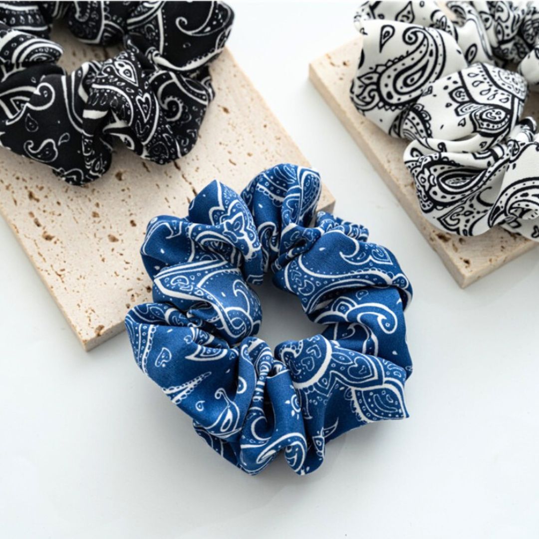 10CM WHITE PAISLEY PRINT SHEER CHIFFON SCRUNCHIES