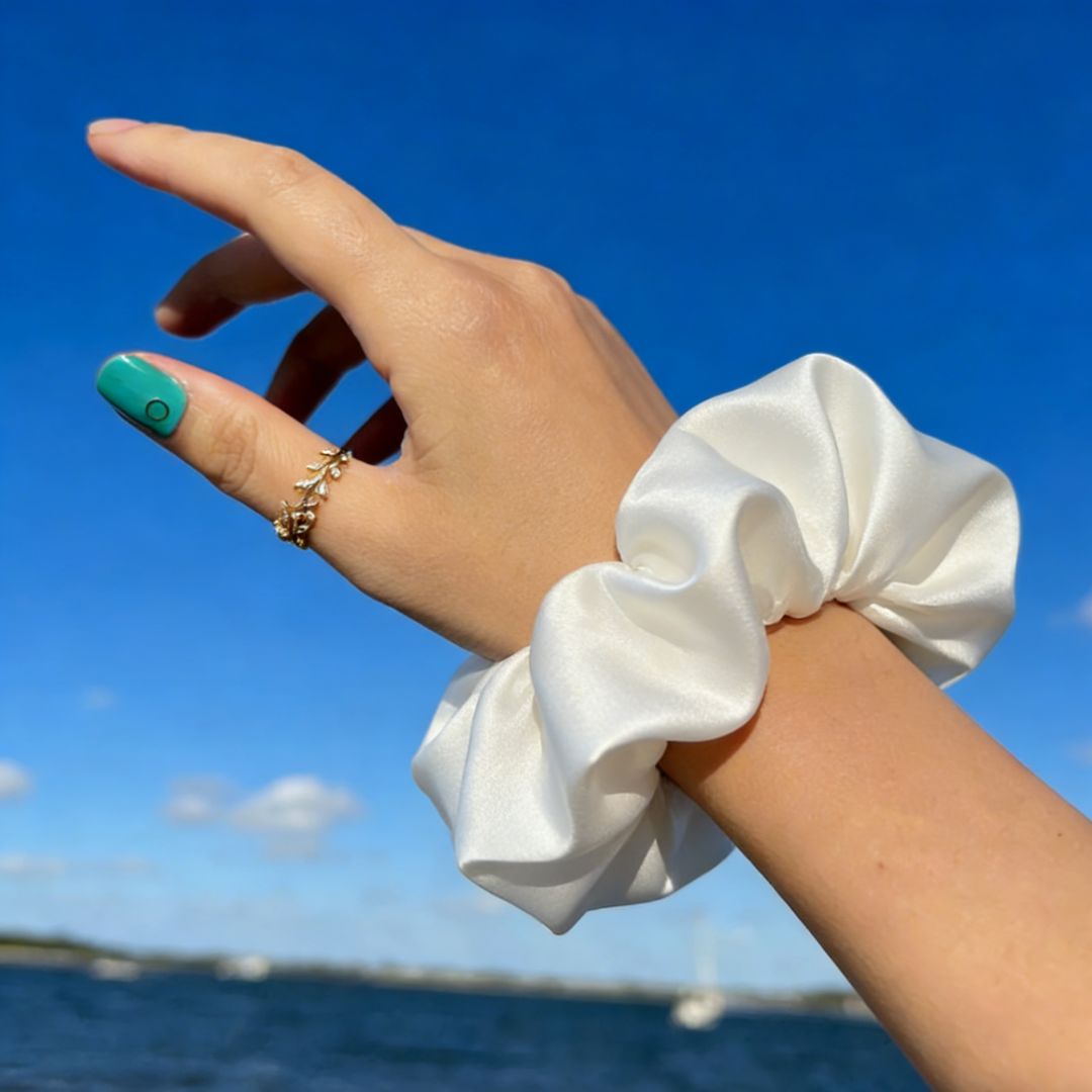 18CM WHITE OVERSIZE LARGE SCRUNCHIES SILK SATIN ELASTIC HAIR ROPE PONYTAIL TIE