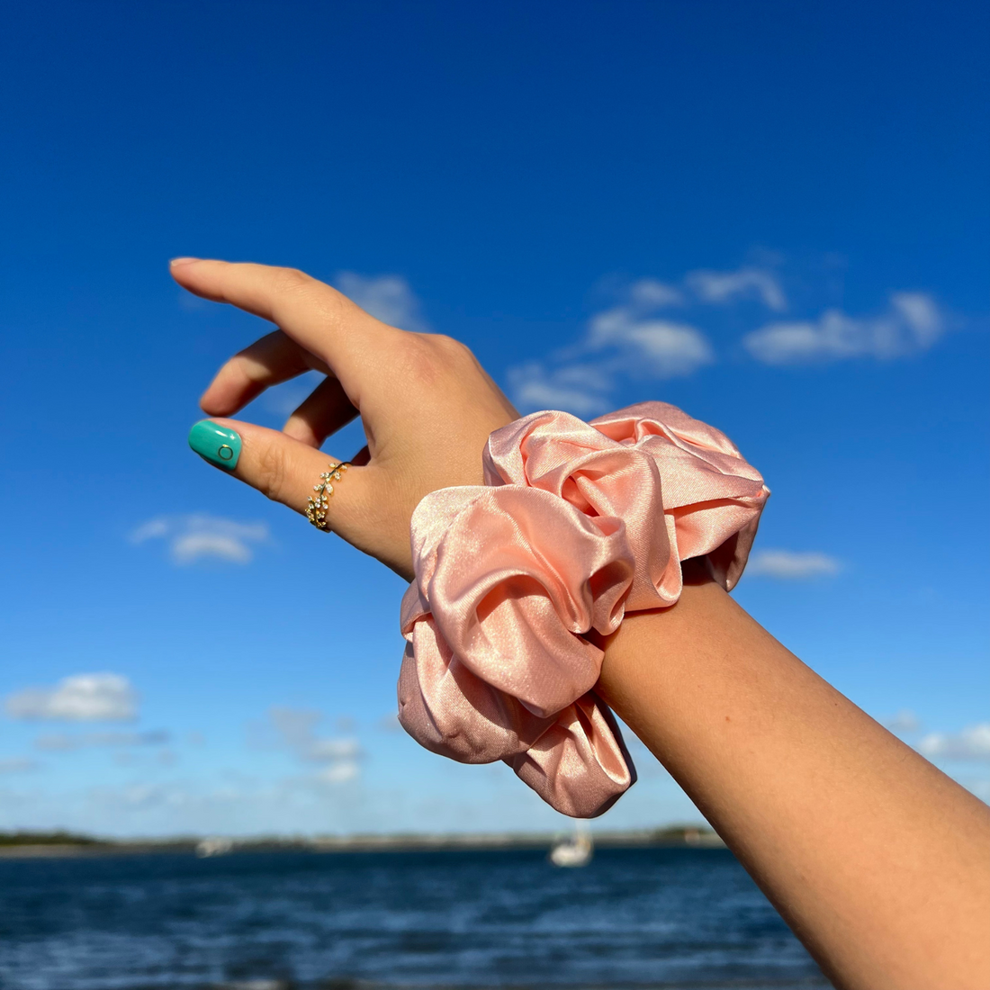 15CM PINK OVERSIZE LARGE SCRUNCHIES SILK SATIN ELASTIC HAIR BANDS ROPE TIE PONYTAIL